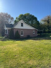 73 Stamey St in Canton, NC - Building Photo - Building Photo