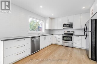 674 Netherton Crescent in Mississauga, ON - Building Photo - Building Photo