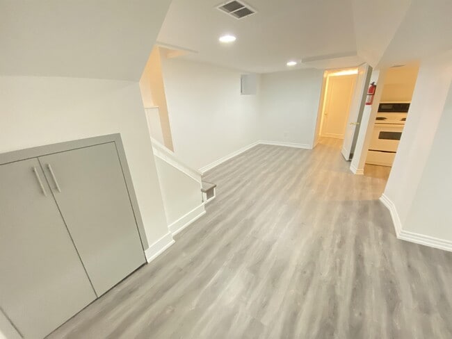 property at 34 Gladstone Ave