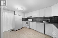 135-135 Upper Lorne Pl in Ottawa, ON - Building Photo - Building Photo