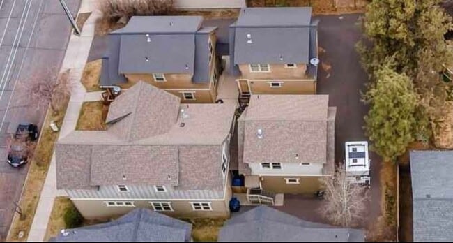 property at 964 SW Hill St