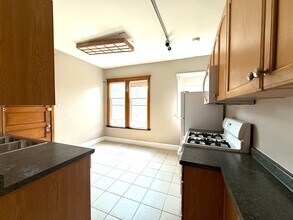 3907 W Cornelia Ave in Chicago, IL - Building Photo - Building Photo