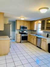 74 Kilrea Rd in Derry, NH - Building Photo - Building Photo