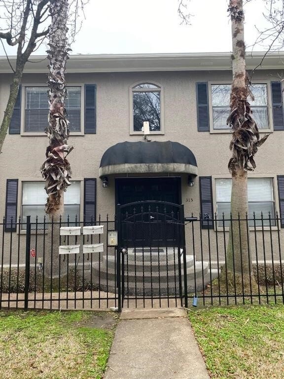 315 Branard St in Houston, TX - Building Photo - Building Photo