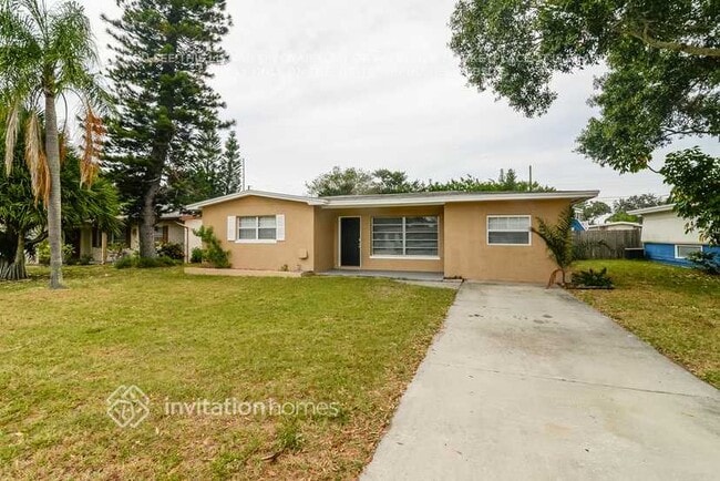 10771 63rd Ave N in Seminole, FL - Building Photo - Building Photo