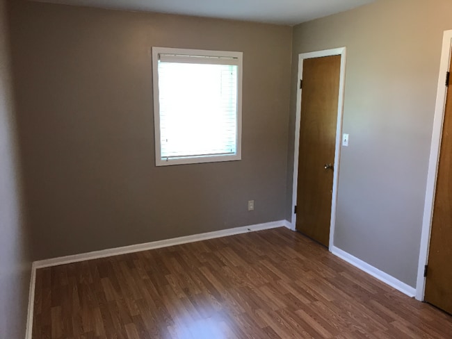 701 Oak St in Augusta, AR - Foto de edificio - Building Photo