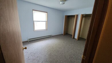 2410 Bostrom Ct in Eau Claire, WI - Building Photo - Building Photo