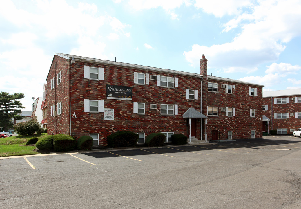 Haldeman Manor Apartments in Philadelphia, PA - Building Photo