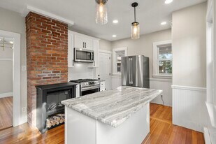 67 Cleverly Ct, Unit 3 in Quincy, MA - Building Photo