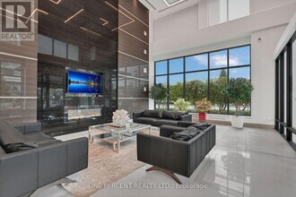 3975 Grand Park Dr in Mississauga, ON - Building Photo - Building Photo