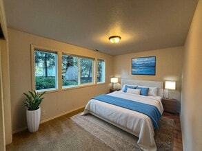 3834 Brighton Ave in Eugene, OR - Building Photo - Building Photo