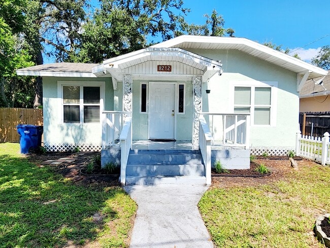 property at 8212 N Dakota Ave
