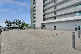 888 Biscayne Blvd, Unit 4001 in Miami, FL - Building Photo - Building Photo