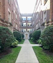 7316 N Honore St in Chicago, IL - Building Photo