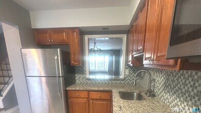 256 Monticello Dr in Branford, CT - Building Photo - Building Photo