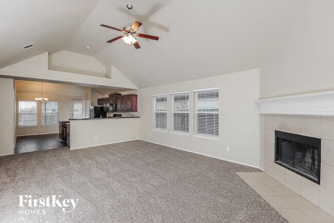 5121 Meandering Creek Ct in Fort Worth, TX - Building Photo - Building Photo
