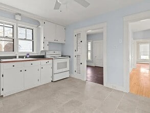84 Gage St in Augusta, ME - Building Photo - Building Photo
