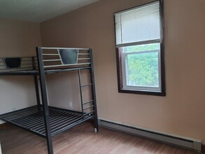 8 Hooper St in Athens, OH - Building Photo - Building Photo