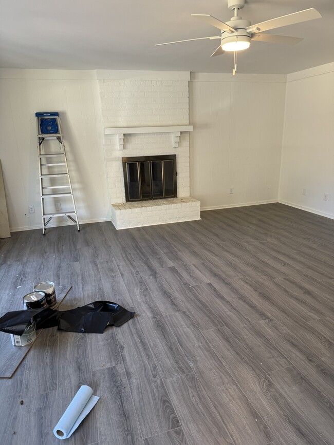 1038 Point Of Lgt Ln in Charleston, SC - Building Photo - Building Photo