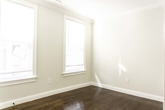 73 Morris St, Unit 2 in Boston, MA - Building Photo - Building Photo