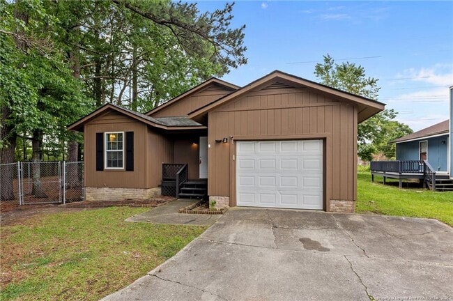 6897 Candlewood Dr in Fayetteville, NC - Building Photo - Building Photo