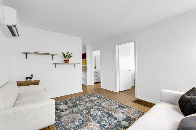 305 Connell St in Springfield, TN - Building Photo - Building Photo