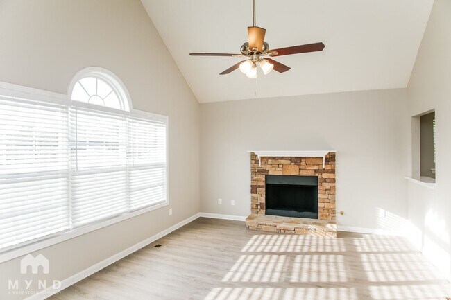 4070 Lions Gate in Douglasville, GA - Building Photo - Building Photo