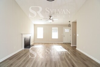 2428 Snow Creek Ln in Charlotte, NC - Building Photo - Building Photo