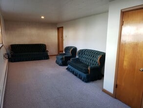 1609 Hanaford Ave in Bismarck, ND - Building Photo - Building Photo