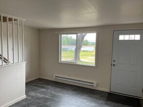 3203 Days Mill Rd in York, PA - Building Photo - Building Photo