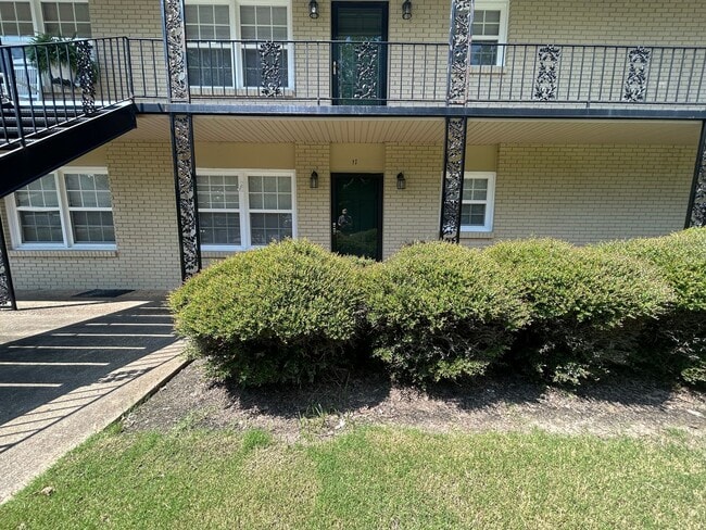 property at 250 N Washington Ave
