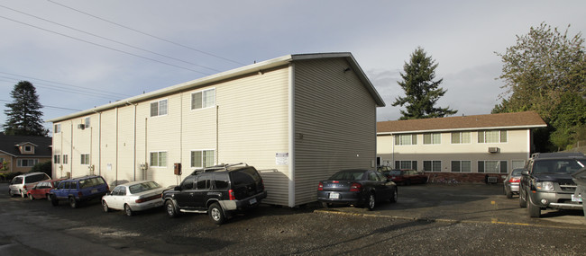 Terrace Garden Apartments in Portland, OR - Foto de edificio - Building Photo