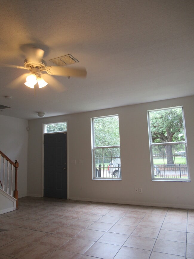 property at 1221 cypress st