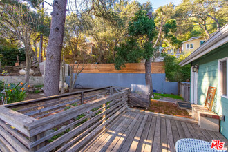 19876 Observation Dr in Topanga, CA - Building Photo - Building Photo