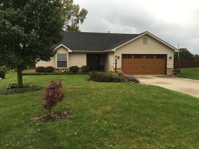 8427 Burnt Ember Pl in Fort Wayne, IN - Building Photo - Building Photo