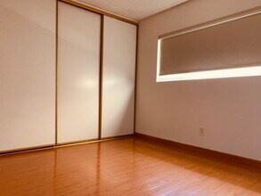 461 E Colorado Ave, Unit 1 in Glendora, CA - Foto de edificio - Building Photo