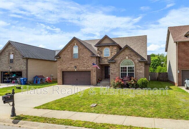 752 Cavalier Dr in Clarksville, TN - Building Photo - Building Photo