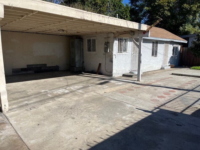 5931 Denver Ave in Los Angeles, CA - Building Photo - Building Photo