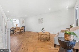 15162 Wayside Rd in Philadelphia, PA - Building Photo - Building Photo