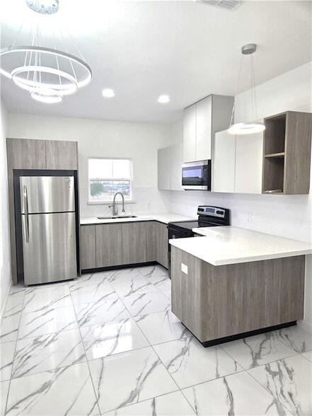 3201 Magdalena St, Unit 5 in Mission, TX - Building Photo - Building Photo