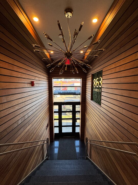 863 18th Ave-Unit -B2 in Irvington, NJ - Building Photo