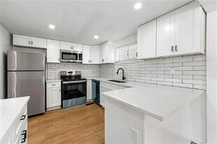 1917 Connally Dr in East Point, GA - Building Photo