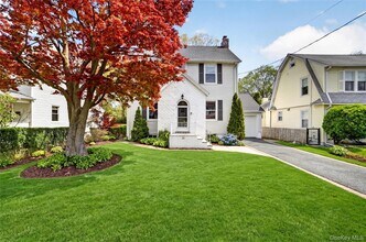 26 Montross St in White Plains, NY - Building Photo - Building Photo
