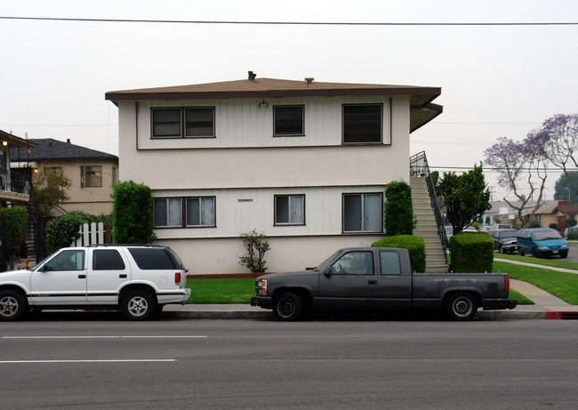 13230-13244 S Vermont Ave in Gardena, CA - Building Photo - Building Photo