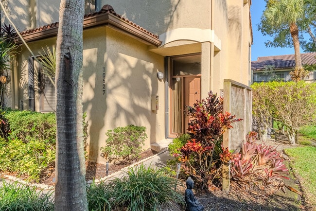 10527 NW 10th St in Plantation, FL - Building Photo - Building Photo