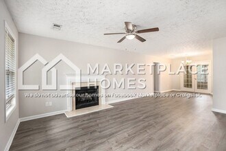 211 Calico Loop in Grantville, GA - Building Photo - Building Photo