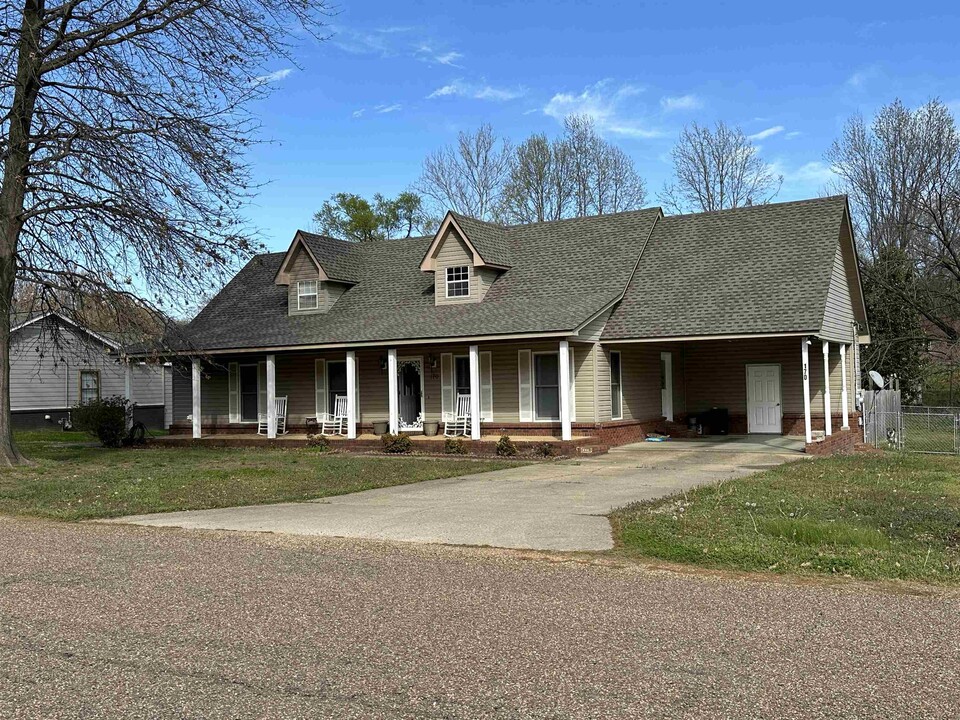 170 Lee St in Brighton, TN - Building Photo