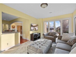 5604 Sherwood Ave in Minneapolis, MN - Foto de edificio - Building Photo