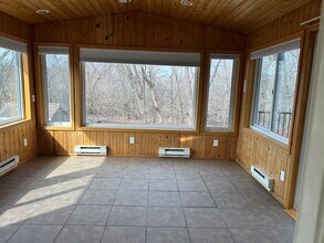7390 Butterscotch Rd in Eden Prairie, MN - Foto de edificio - Building Photo