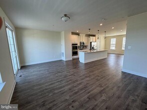 9704 Glassy Creek Way in Upper Marlboro, MD - Building Photo - Building Photo